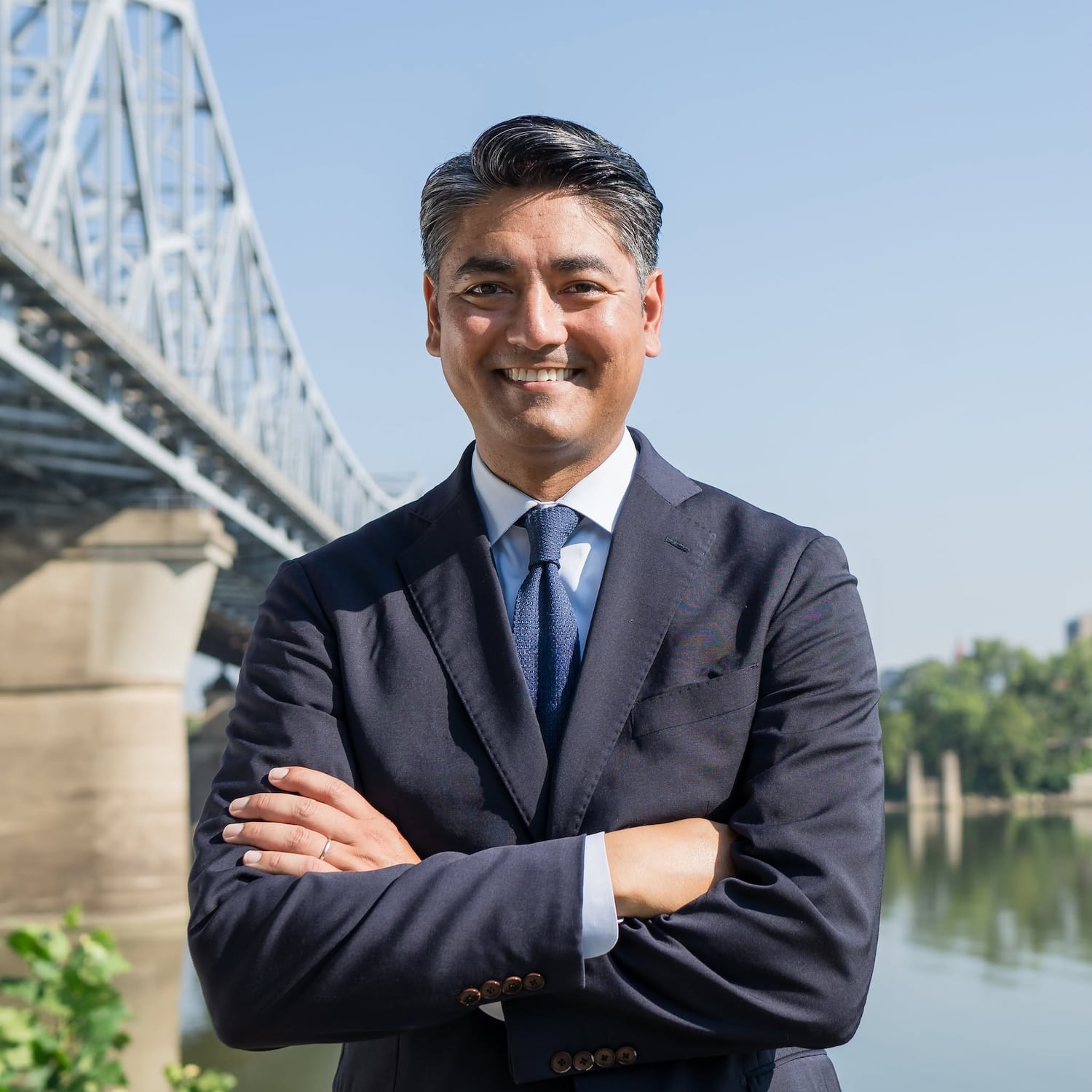བོད་མིའི་རང་སྲེག་ལས་འགུལ་ལ་ཨ་རི་དང་རྒྱལ་ཚོཊ་ཀྱི་མགྲིན་ཚབ་པས་གདུང་སེམས་མཉམ་སྐྱེད།