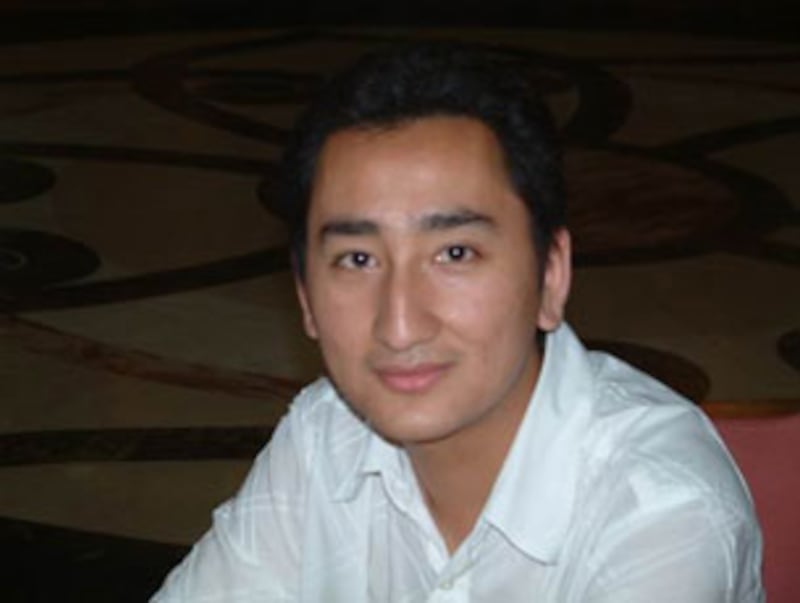 memetjan_abdulla305.jpg