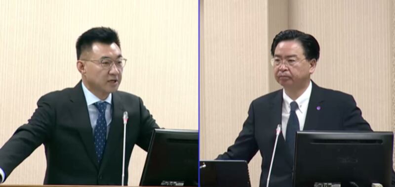 国民党立委江启臣在立法院质询台湾外交部长吴钊燮。(截图自立法院官网)