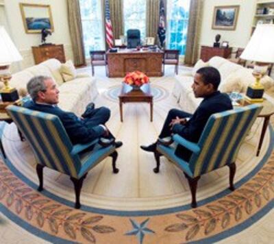 Bush-Obama-OvalOffice-11102008-250.jpg