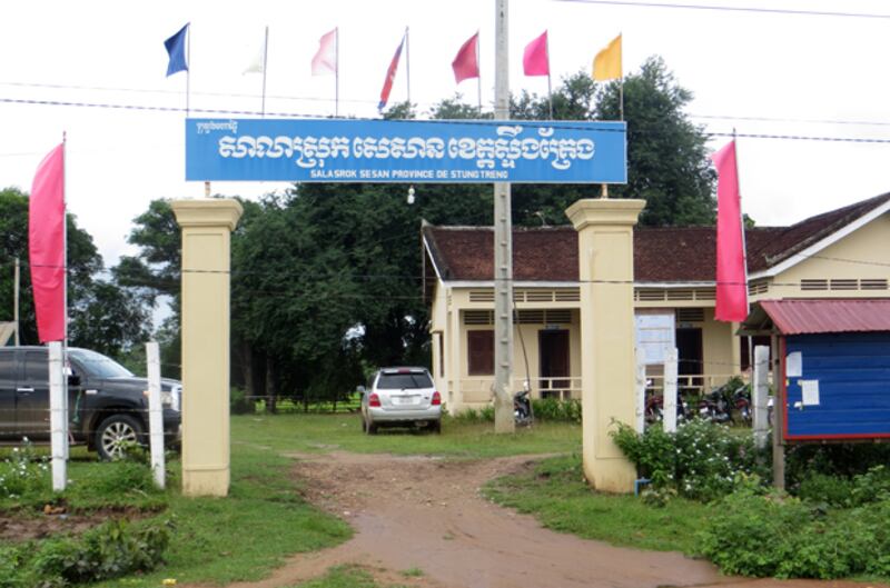 សាលា​ស្រុក​សេសាន ខេត្ត​ស្ទឹងត្រែង។ រូបថត​កាល​ពី​ថ្ងៃ​ទី​១១ ខែ​សីហា ឆ្នាំ​២០១៥ 