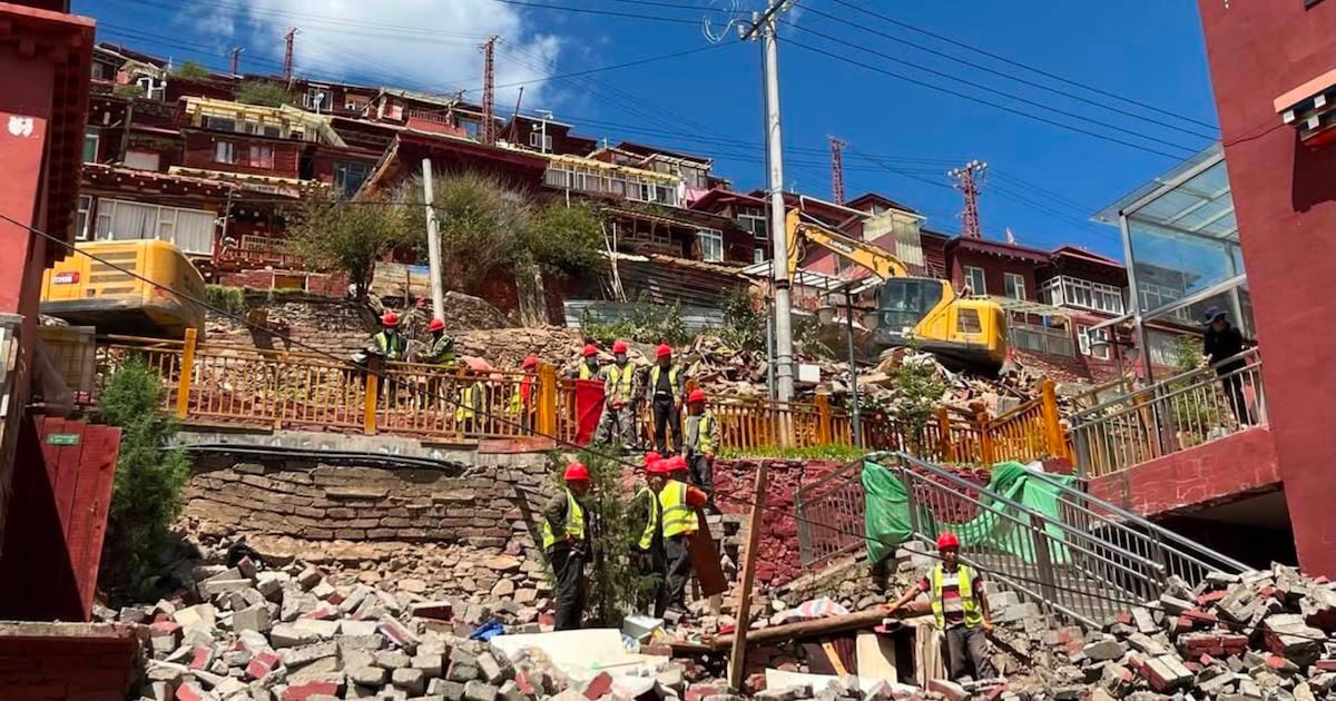 Beijing resumes demolition of major Tibetan Buddhist academy, satellite imagery shows