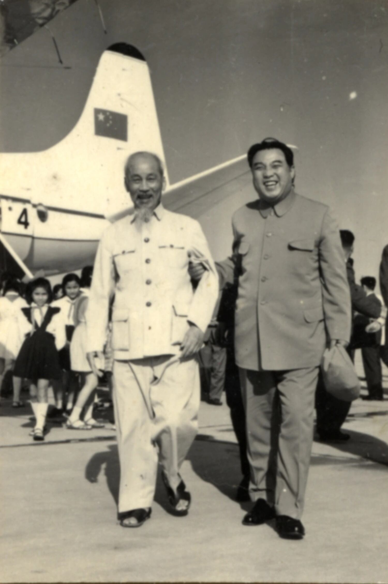 Ho Chi Minh greeted North Korean leader Kim Il Sung who arrived at Gia Lam airport in Hanoi on Nov. 11, 1964 for his second official visit to Vietnam.