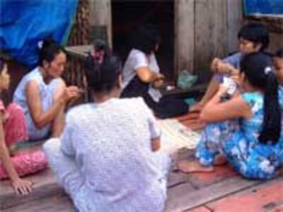 VnCambodiaBienHo200.jpg