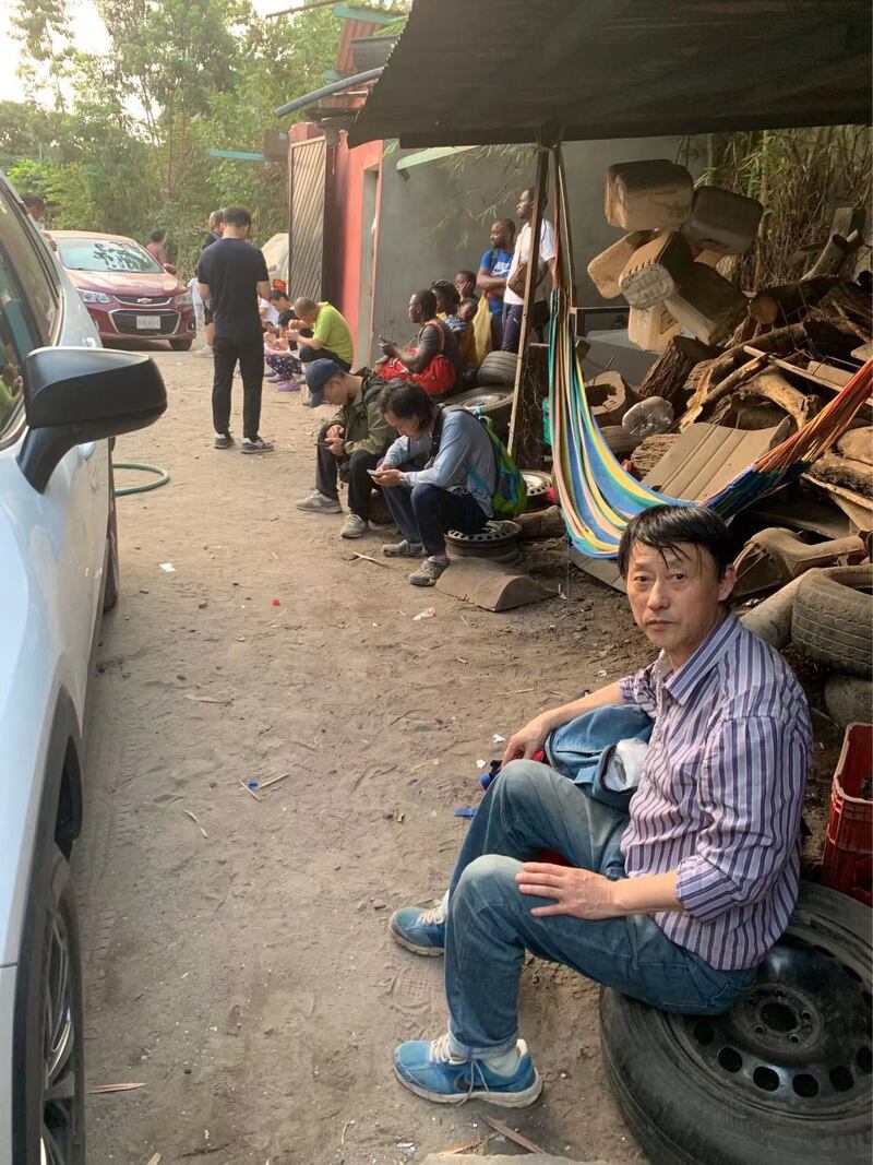 走线中的章教授抵达危地马拉。 (章教授提供)