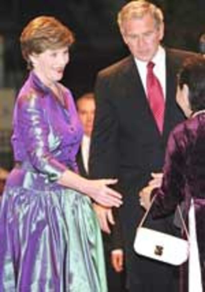 LauraBushVietnam150.jpg