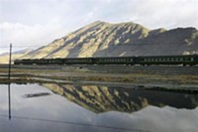 TibetTrain200.jpg