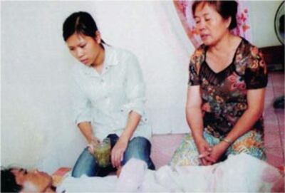 Sinh hoạt của các thành viên Tổ Chức QuốcTế Người Cao Tuổi Và Những Câu Lạc Bộ Đồng Cảm cho Bệnh Nhân HIV/AIDS 