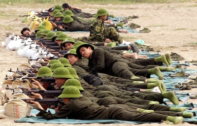 2004-11-24T000000Z_1213710852_RP5DRICAXFAA_RTRMADP_3_VIETNAM.JPG