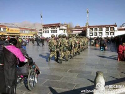图片:2012年1月26日,大昭寺广场前的警备 (网友拍摄/中国茉莉花革命网站)