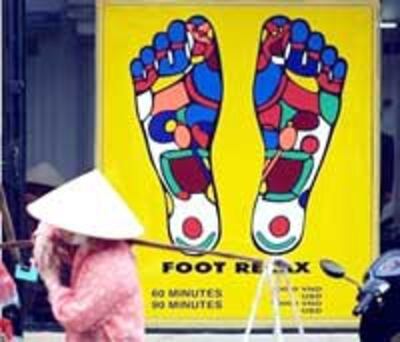 FootMassage200.jpg