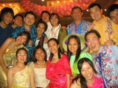 sinh-vien-thai-viet-250.jpg