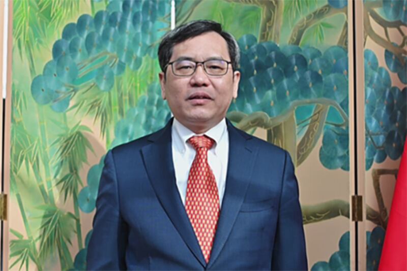 中國駐荷蘭大使談踐，近日就荷蘭光刻機對華出口管制措施威脅「不會沒有後果」。（中國駐荷蘭大使館官網）