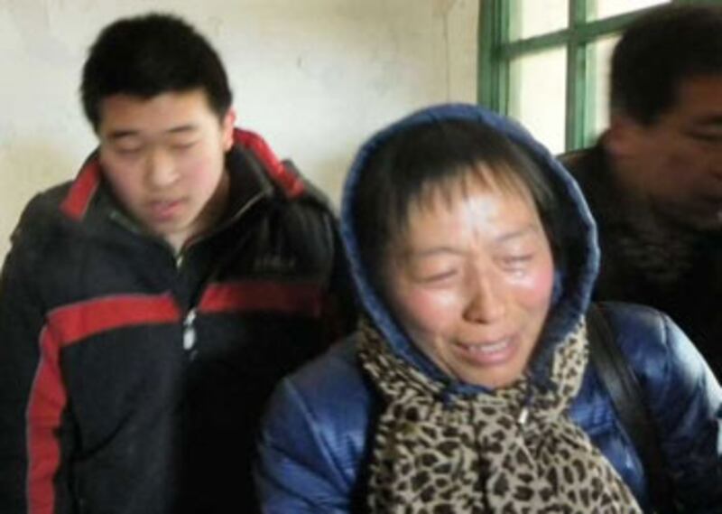 遼寧省撫順巿新撫區粮棧街8號樓拆遷戶劉鳳柱，2012年12月24日被家人發現死在家中。（照片來自拆遷戶）