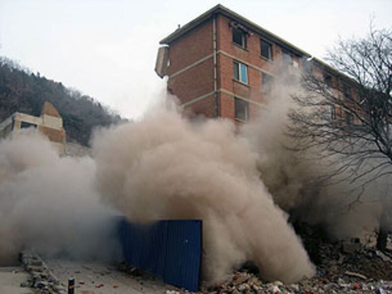 dalian_demolition305.jpg
