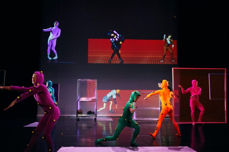 《2047》暗讽中共对于香港回归的50年承诺，舞作控诉统治者对人民的监视与控制。（张可扬提供）