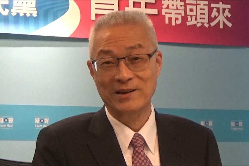 图说:回覆习近平贺电 吴敦义:原汁原味传达“一中各表”(记者 黄春梅摄)