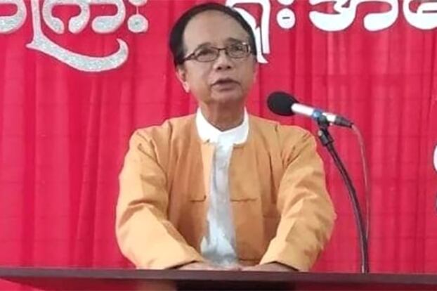 NLD ဗဟိုအလုပ်အမှုဆောင်အဖွဲ့ဝင် ဦးဟံသာမြင့်ကို တွေ့ရစဥ်