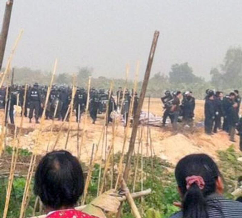zhongsan_clash1_350.jpg