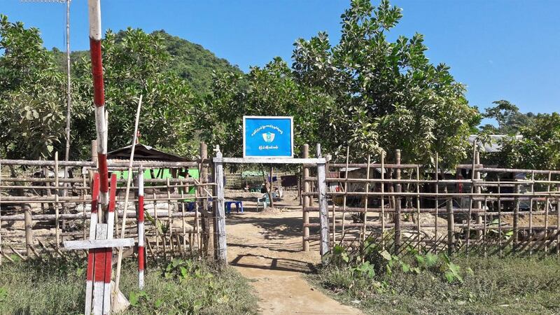 ရက္ခိုင့်တပ်တော် တိုက်ခိုက်ခဲ့သည့် ချိန်ခါလီ နယ်ခြားစောင့်ရဲစခန်းအား တွေ့ရစဉ်။ (Photo: RFA)