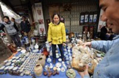 LunarNewYearVendor200.jpg