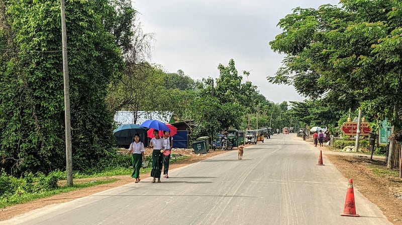 mrauk-u- student.jpg