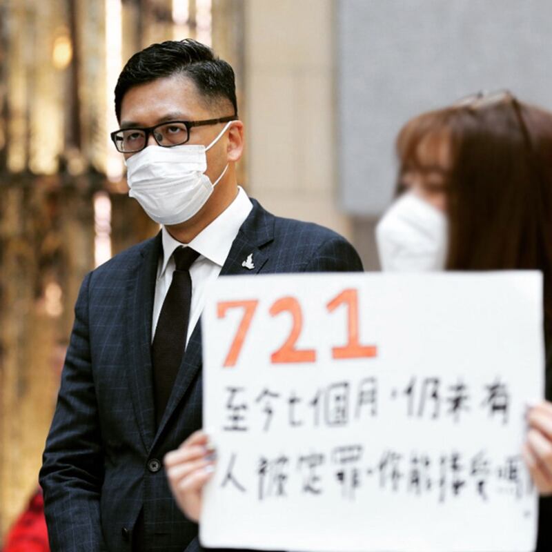 保安事務委員會立法會議員林卓廷透露,得知可靠消息,數月前有大批「內地精壯男子」可經特別通道來港。(林卓廷臉書圖片)