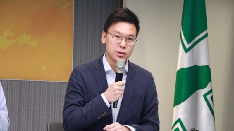 民进党副秘书长林飞帆26日表示,要正告北京政府不要对中国留学生施压。(民进党提供)