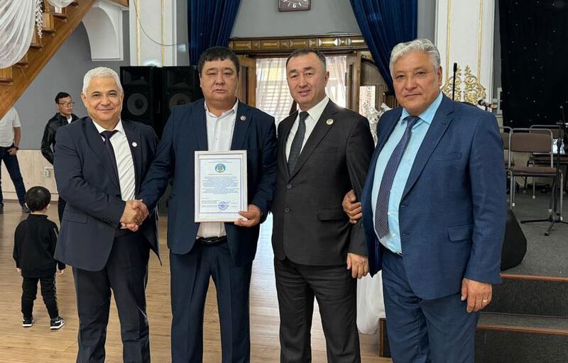 قازاقىستاننىڭ چىمكەنت شەھىرىدە ئوتكەن «ئۇيغۇر تىلى، مەدەنىيىتى، ئۆرپ-ئادەتلىرى» مەدەنىي كۈنلىرى مۇراسىمىدىن كۆرۈنۈش. 2023-يىل 22-ئۆكتەبىر.