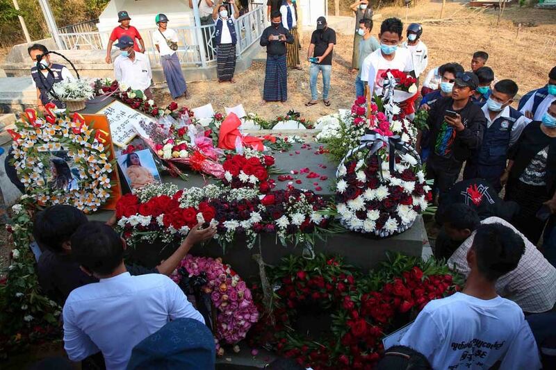 https://www.rfa.org/english/multimedia/myanmar-death-protest-gallery-02222021182753.html/myanmar_funeral022121_020.jpg