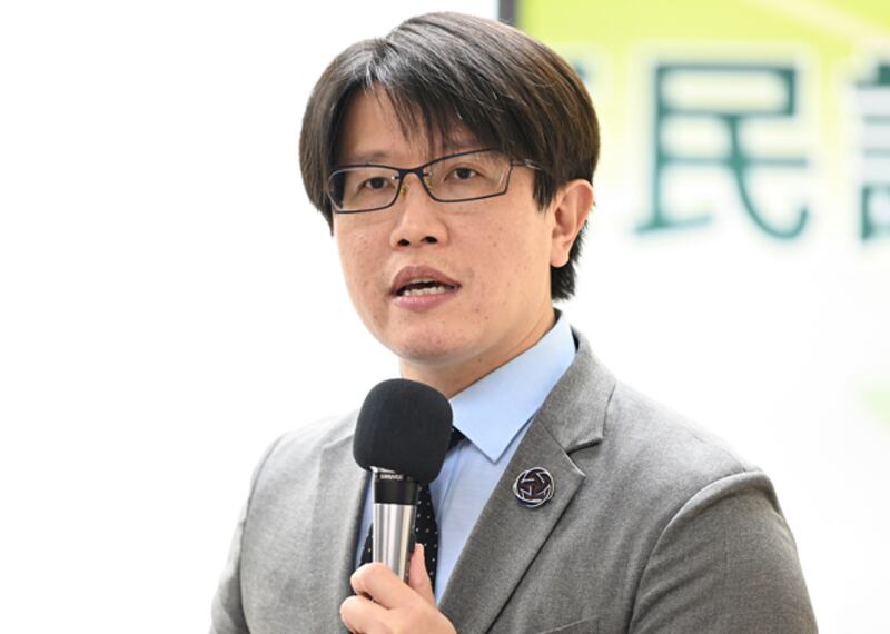 2020年9月24日，台灣智庫副執行長董思齊：應透過修憲機會，將防範境外敵對勢力干預國家發展與國家安全入憲。（鍾廣政 攝）