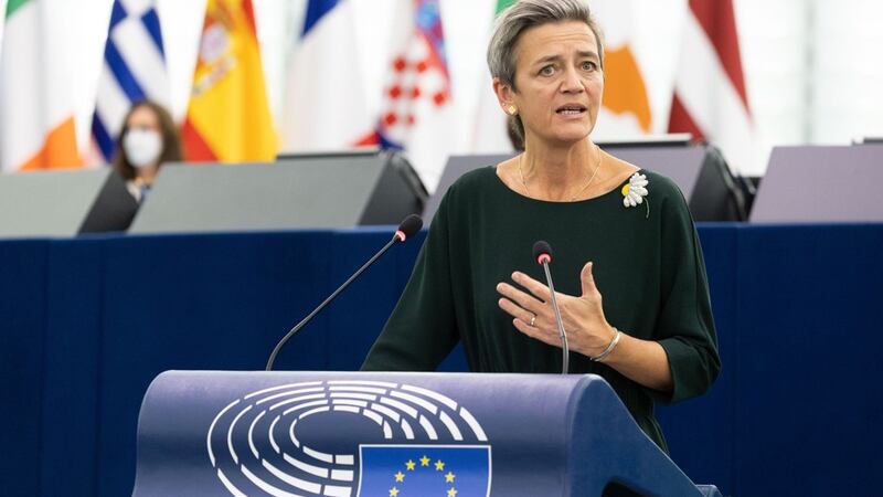 欧盟执委会副主席维斯塔格（Margrethe Vestager）出席10月19日的欧洲议会，对台湾持相对谨慎而务实的意见。（图片提供／欧洲议会）
