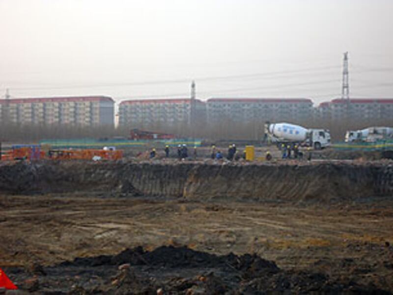 hulan_land305.jpg