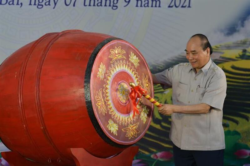 khai giang truong dan toc noi tru tinh yen bai-8501.jpg