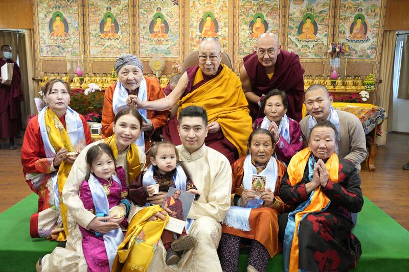 Dalai lama mongolia (3).jpg