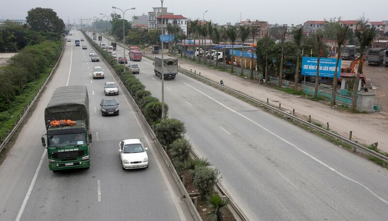 2014-04-08T120000Z_480201593_GM1EA481EED01_RTRMADP_3_VIETNAM-TRANSPORT-RICE.JPG