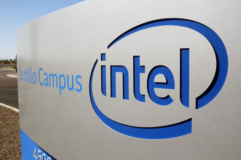 2020-10-02T220519Z_2037126299_RC2MAJ9LXSDX_RTRMADP_3_INTEL-MANUFACTURING.JPG
