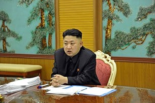 김정은 북한 국방위원회 제1위원장이 유엔 안전보장이사회의 대북 제재 결의 채택을 비롯한 최근 정세와 관련해 국가안전 및 대외부문 일꾼협의회를 주재하고 있다. 