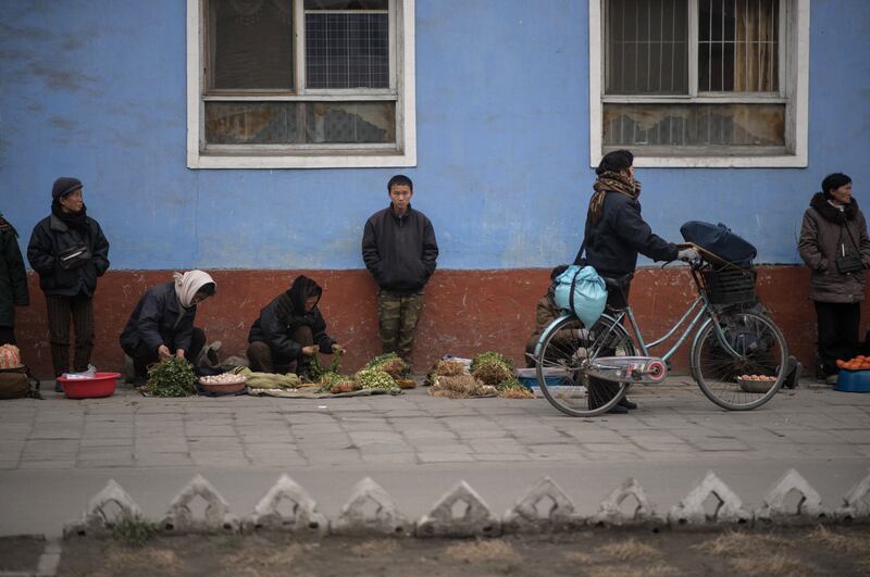 street_market2.jpg