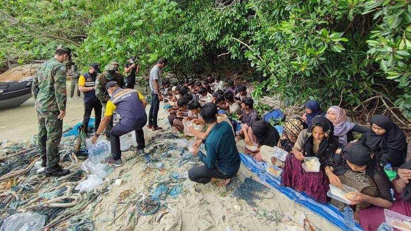 arrested-rohingya-thai.jpg
