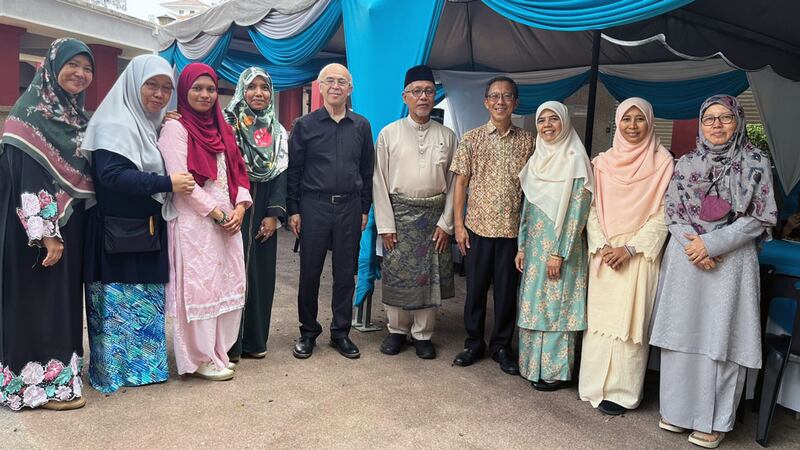 ئىسلام خانىم قىزلار تەشكىلاتى رەھبەرلىرى