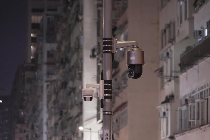 港警表示，在2027年底前會在香港各區，再安裝多6400組閉路電視。（衛斯攝）