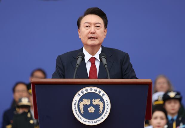 윤석열 대통령이 1일 성남 서울공항에서 열린 건군 76주년 국군의날 기념식에서 기념사를 하고 있다.