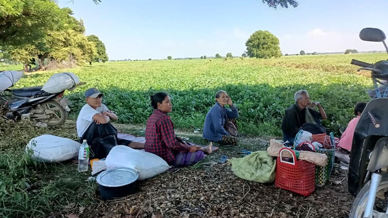 myaung-refugees.jpg