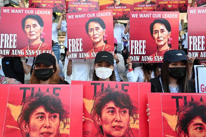 2021-02-14T000000Z_1811515401_RC21SL9HRX1R_RTRMADP_3_MYANMAR-POLITICS.JPG