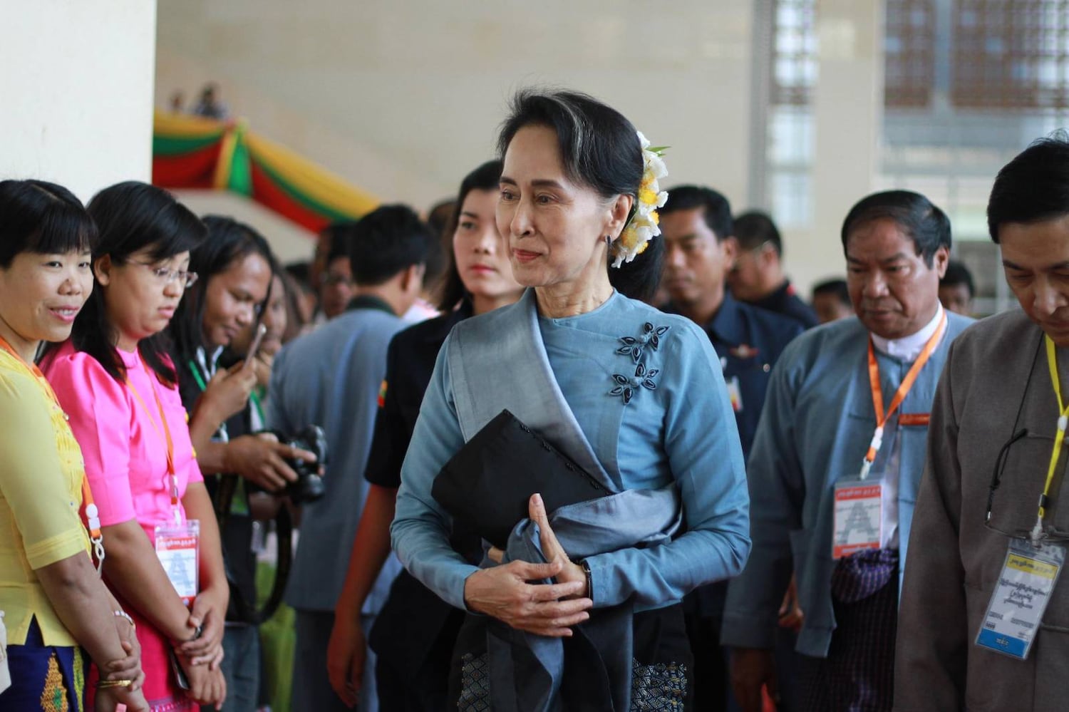 မြန်မာ့အရေးဖြေရှင်းဖို့ ဒေါ်အောင်ဆန်းစုကြည်နဲ့ အင်အားစုတွေပါရေး NLD တောင်းဆို