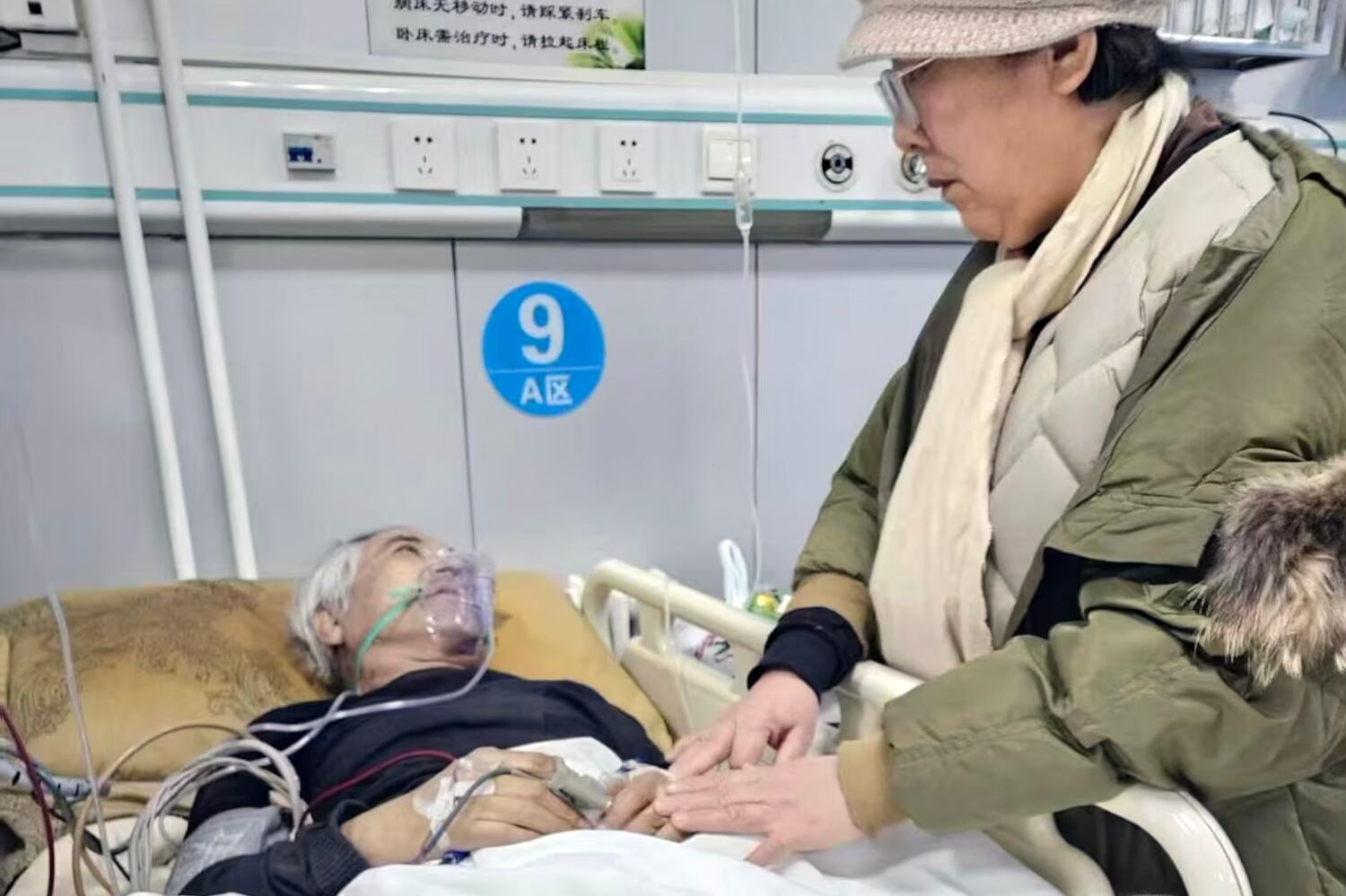 Police stop family members visiting ethnic Mongolian dissident Hada