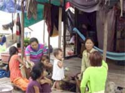 VnCambodiaTonlesap200.jpg