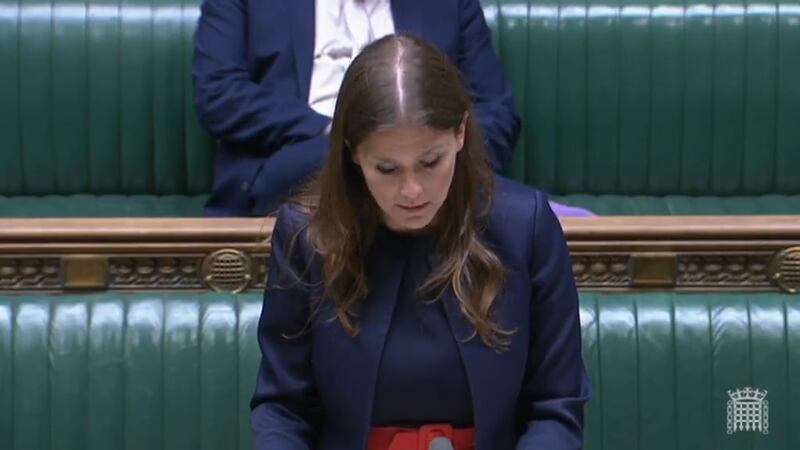 英國教育部大學事務國務大臣唐萃蘭（Michelle Donelan）明確表示，英國的孔子學院日後必須申報其資金來源，而一旦有危及言論和學術自由的風險，大學或被政府要求終止和中國孔子學院的合作。（推特截圖）
