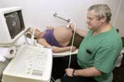 PregantDoctor200.jpg